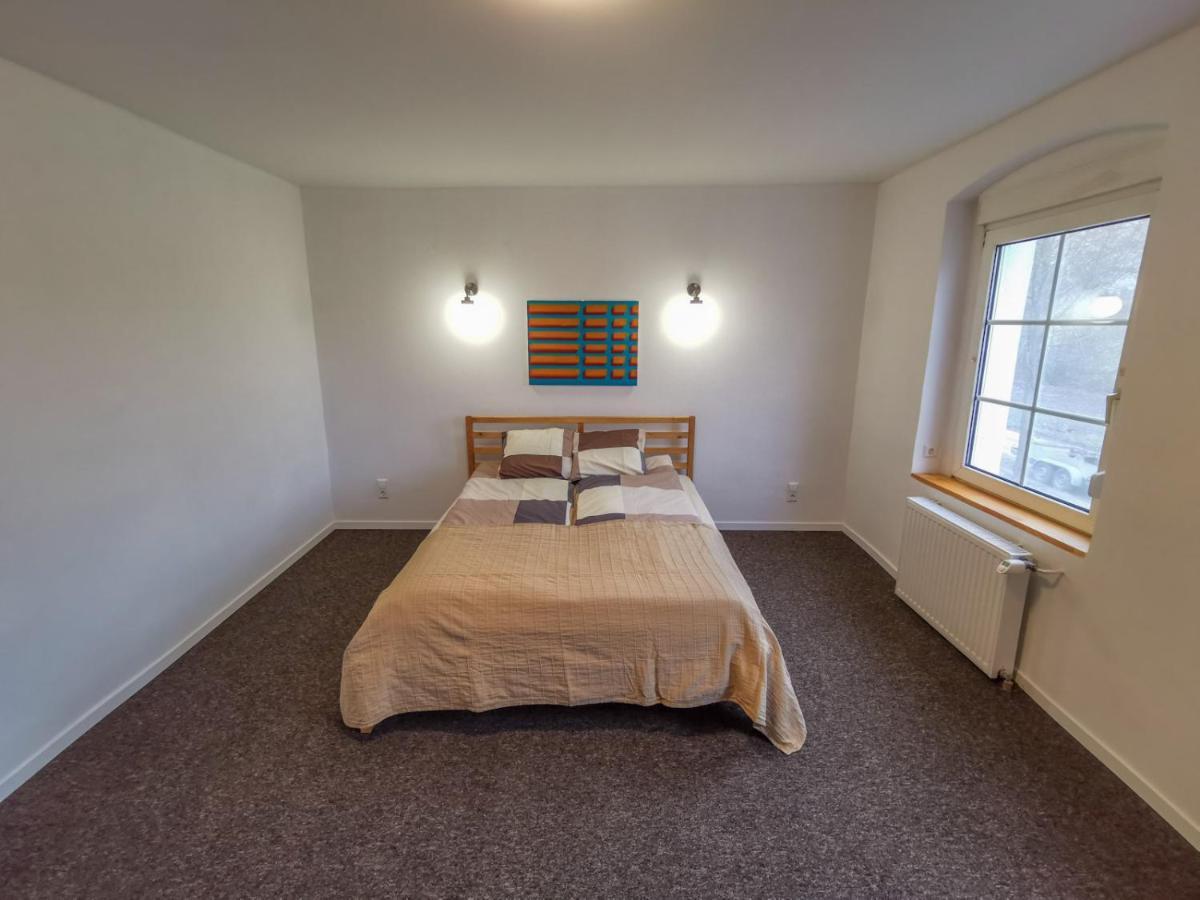 Apartment In Herrenhaus Gross Pinnow Esterno foto