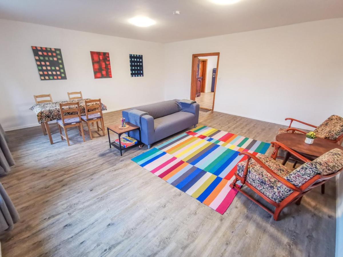 Apartment In Herrenhaus Gross Pinnow Esterno foto